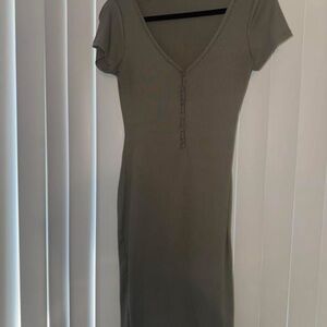 Elegant Olive Green Ribbed Dress